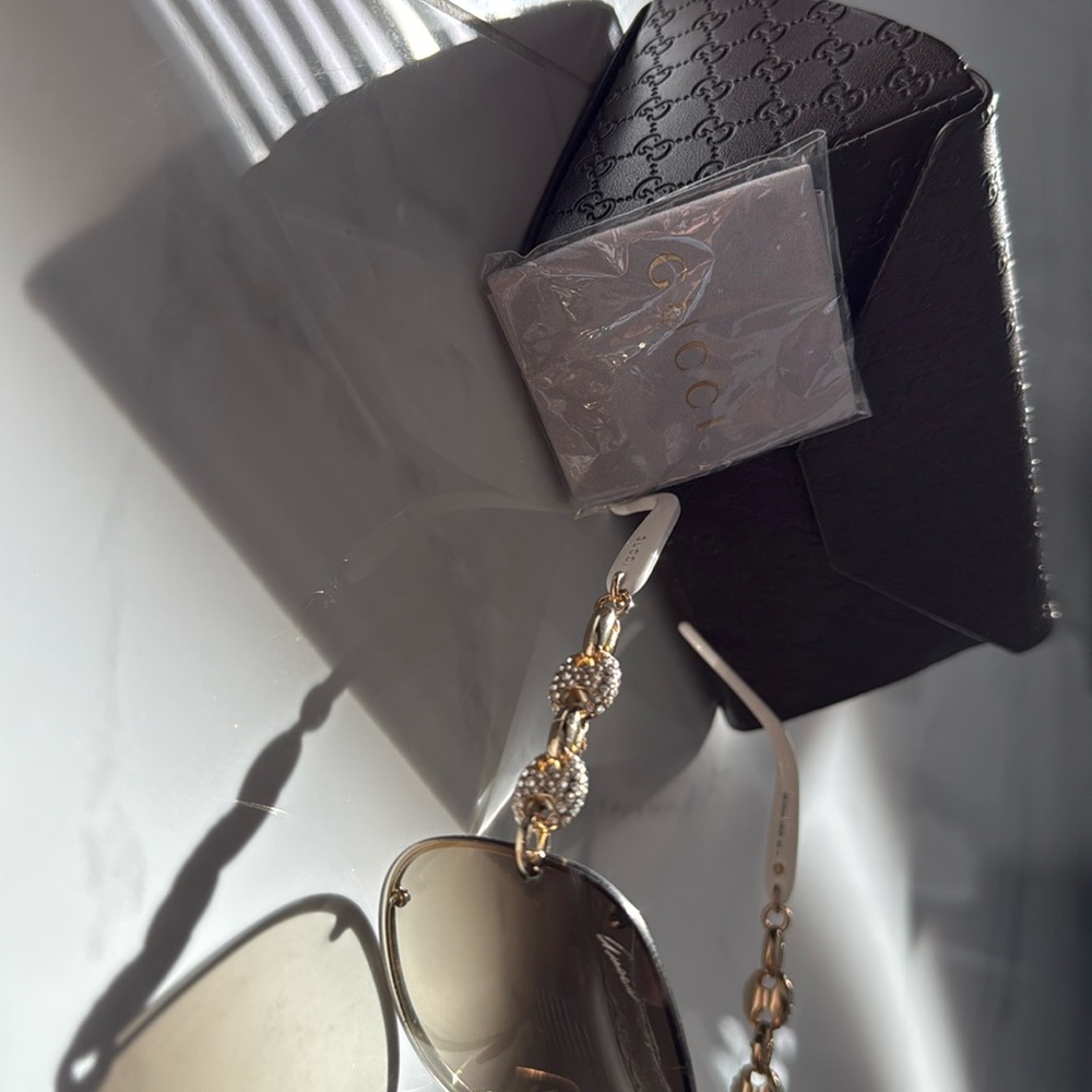 Gucci brand sunglasses. Color white with light tan lenses. - Picture 3 of 10
